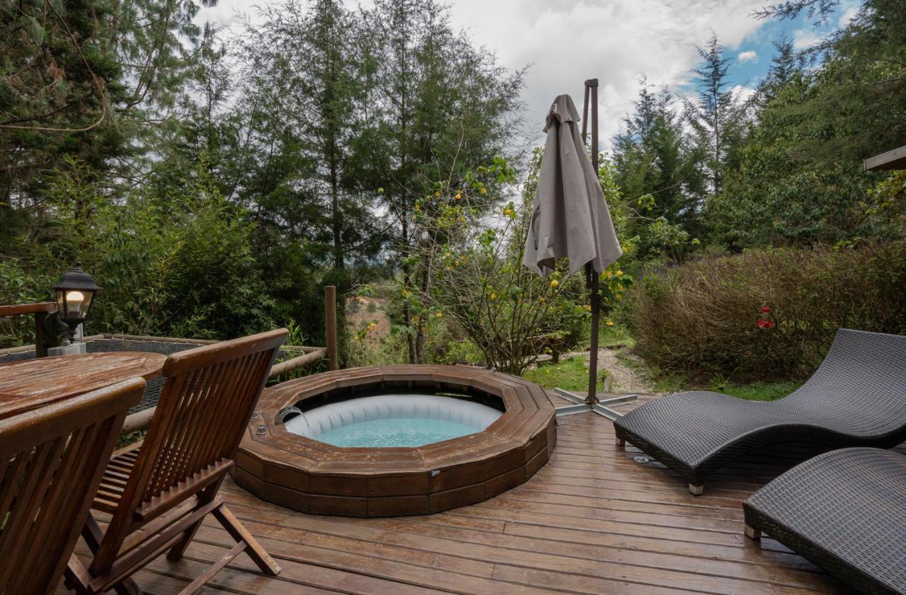מלון אל רטירו Bubblesky Glamping 40 Min From Medellin מראה חיצוני תמונה