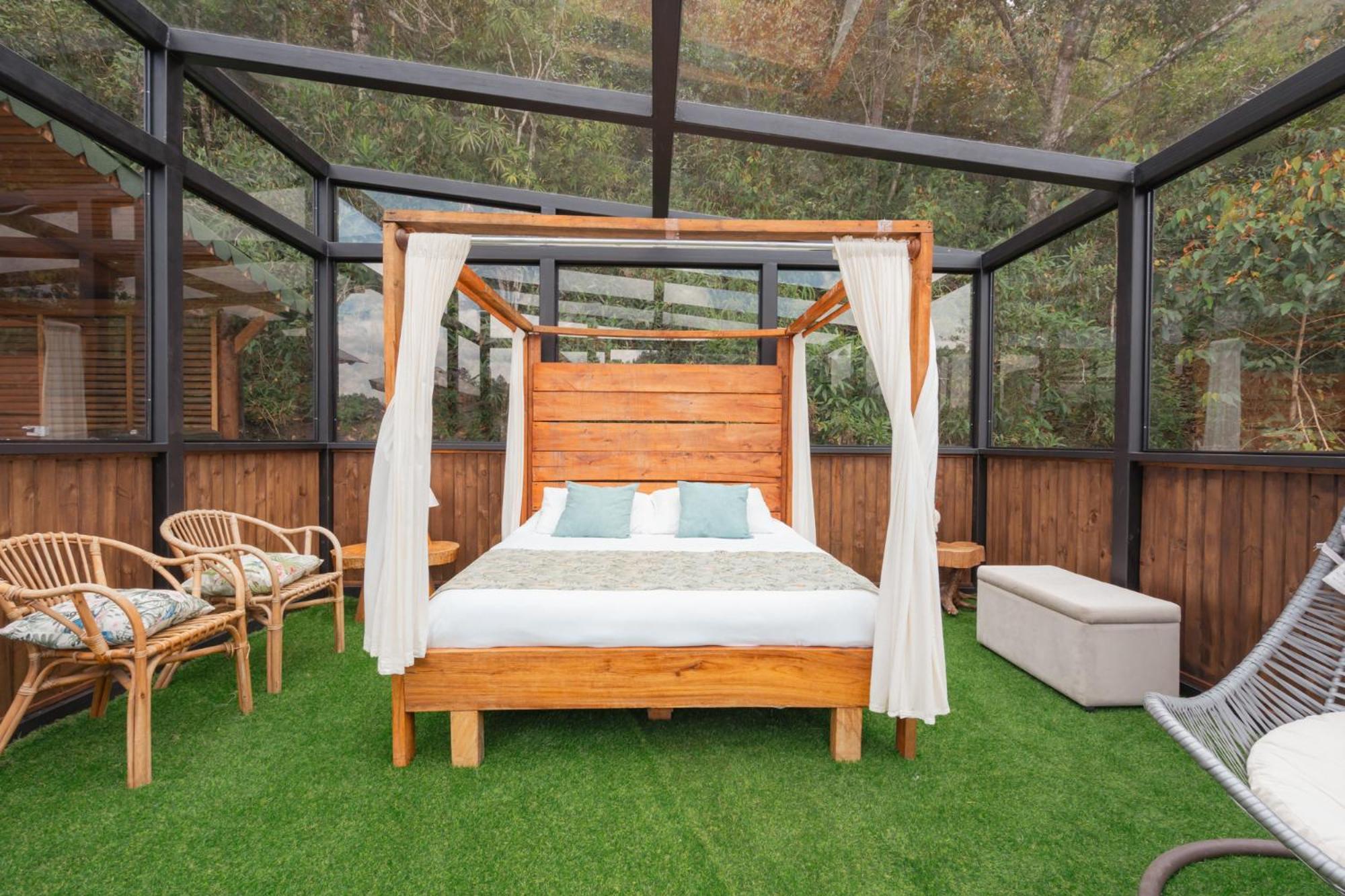 מלון אל רטירו Bubblesky Glamping 40 Min From Medellin מראה חיצוני תמונה