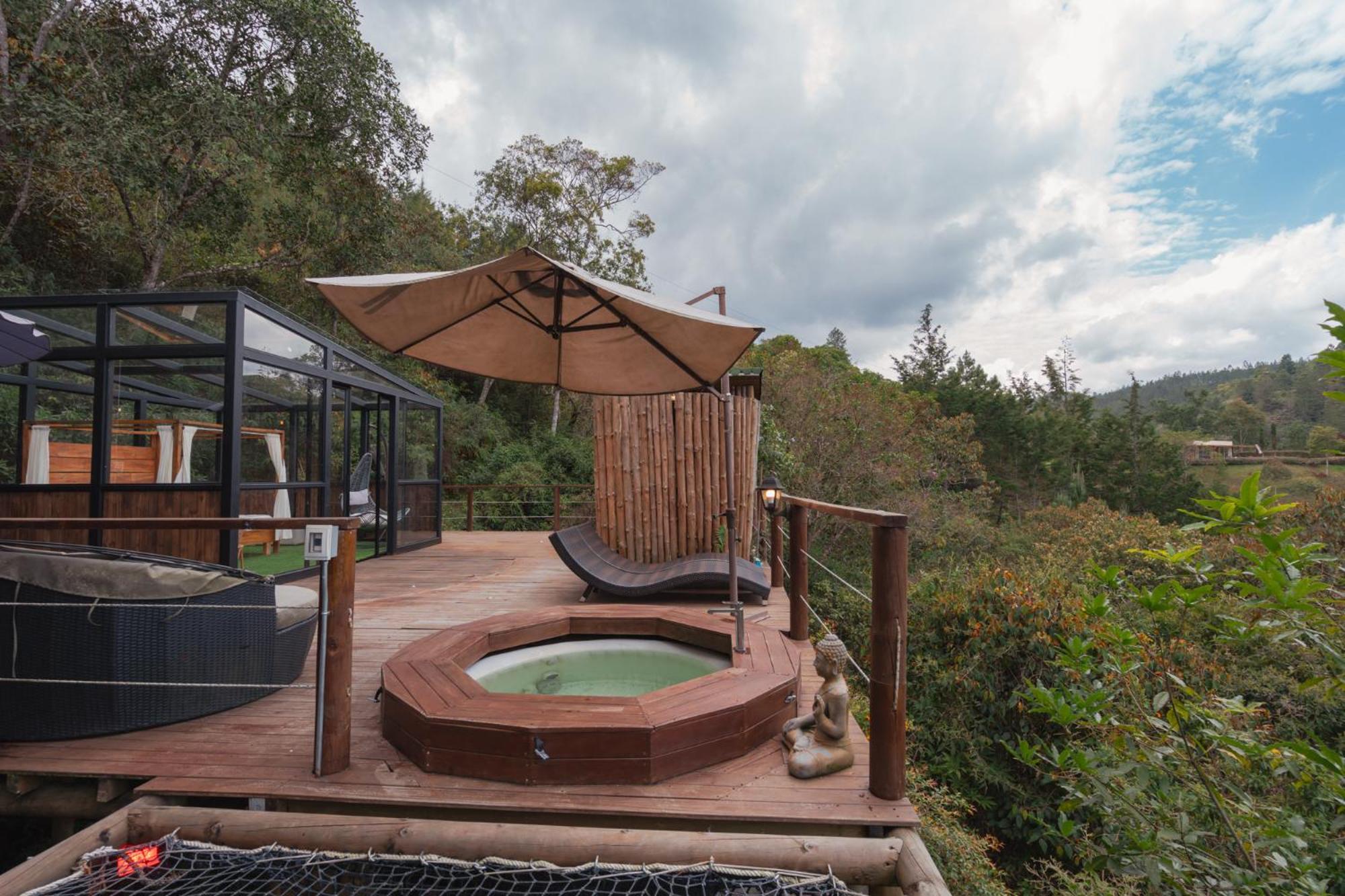 מלון אל רטירו Bubblesky Glamping 40 Min From Medellin מראה חיצוני תמונה