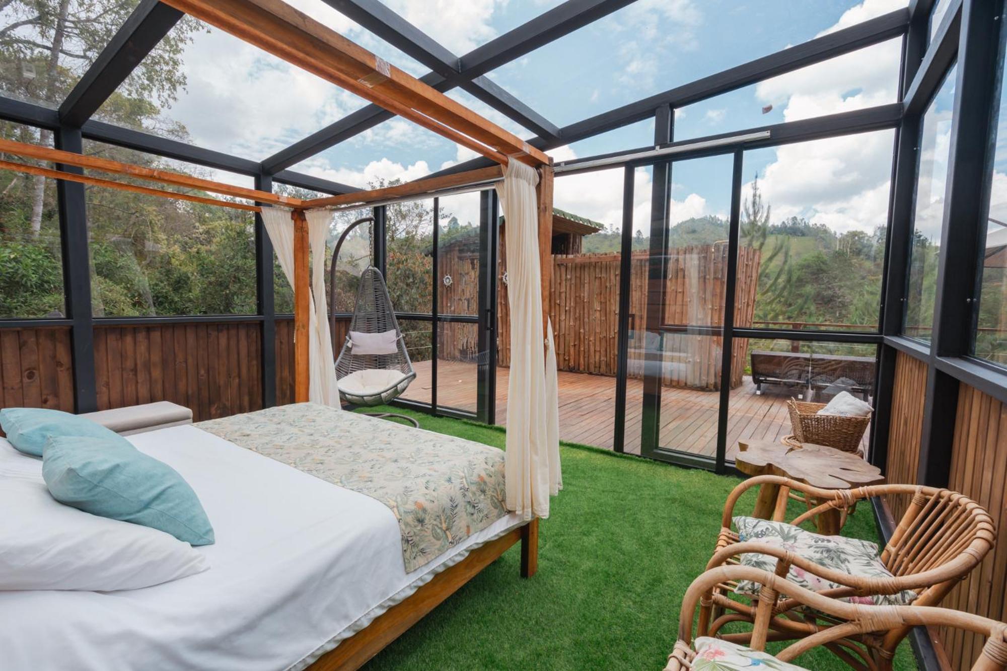 מלון אל רטירו Bubblesky Glamping 40 Min From Medellin מראה חיצוני תמונה