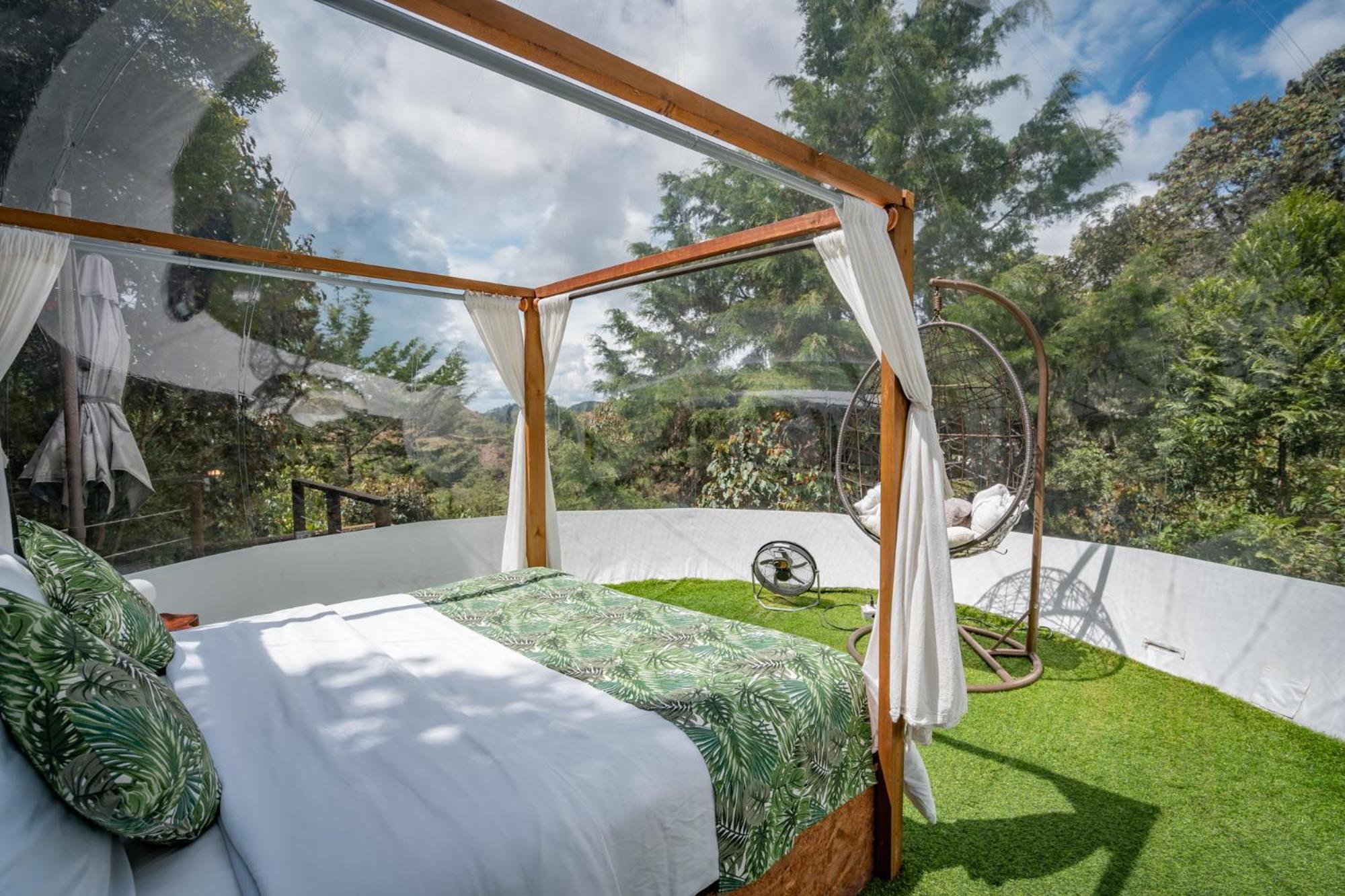 מלון אל רטירו Bubblesky Glamping 40 Min From Medellin מראה חיצוני תמונה
