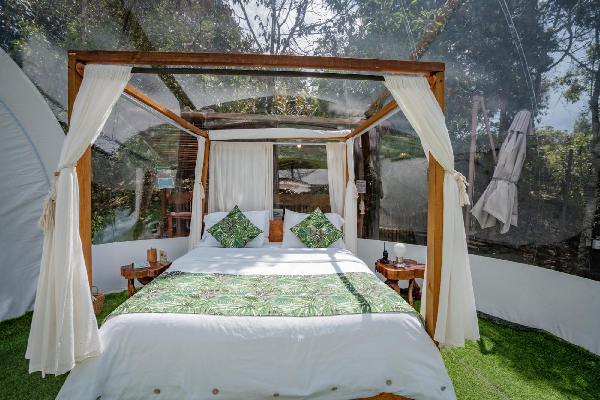 מלון אל רטירו Bubblesky Glamping 40 Min From Medellin מראה חיצוני תמונה
